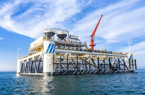 鱼狼共舞 海鱼养殖新星与陆路国际货运代理的双赢交响