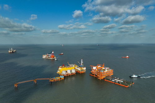 我的光影故事 回眸2023丨在海上，与重器走过四季